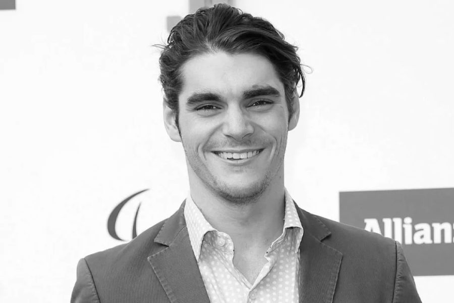 HALLAN SIN VIDA AL ACTOR RJ MITTE, RECORDADO POR SU PAPEL EN LA SERIE 'BREAKING BAD'