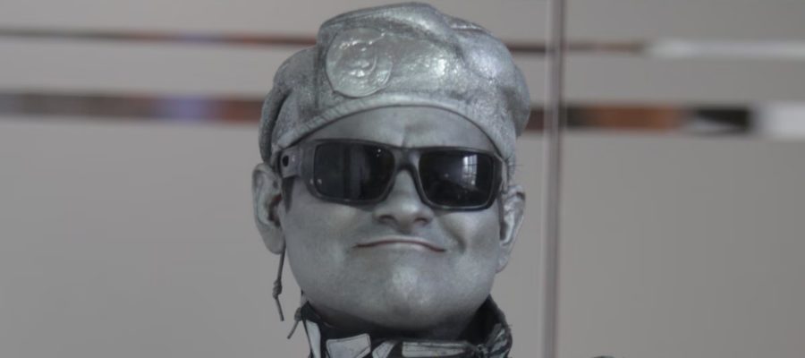 ROBOTÍN REVELA SUS INGRESOS EN EE. UU. Y DETALLA SUS JORNADAS TRAS SUS PRESENTACIONES EN SANTA MÓNICA